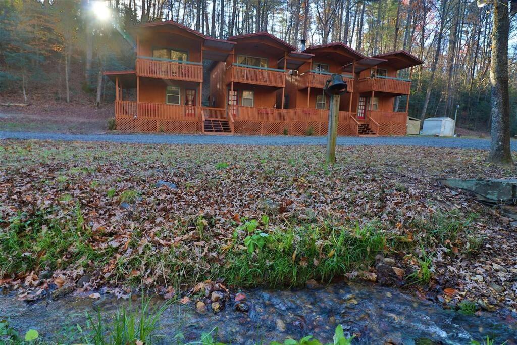 Oktoberfest Themed Cabin In Woods Stream #14 Helen Ngoại thất bức ảnh